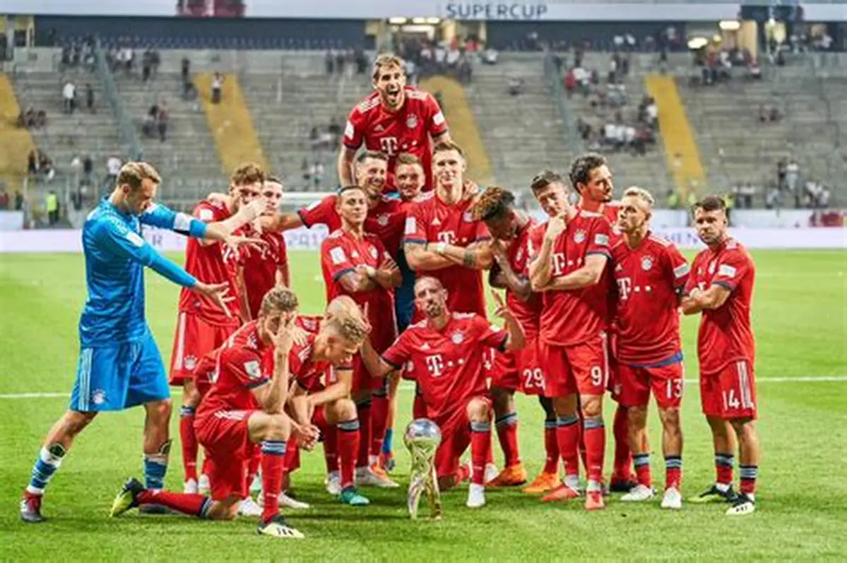 拜仁慕尼黑：歐冠“鋼鐵戰(zhàn)車”的榮耀征途